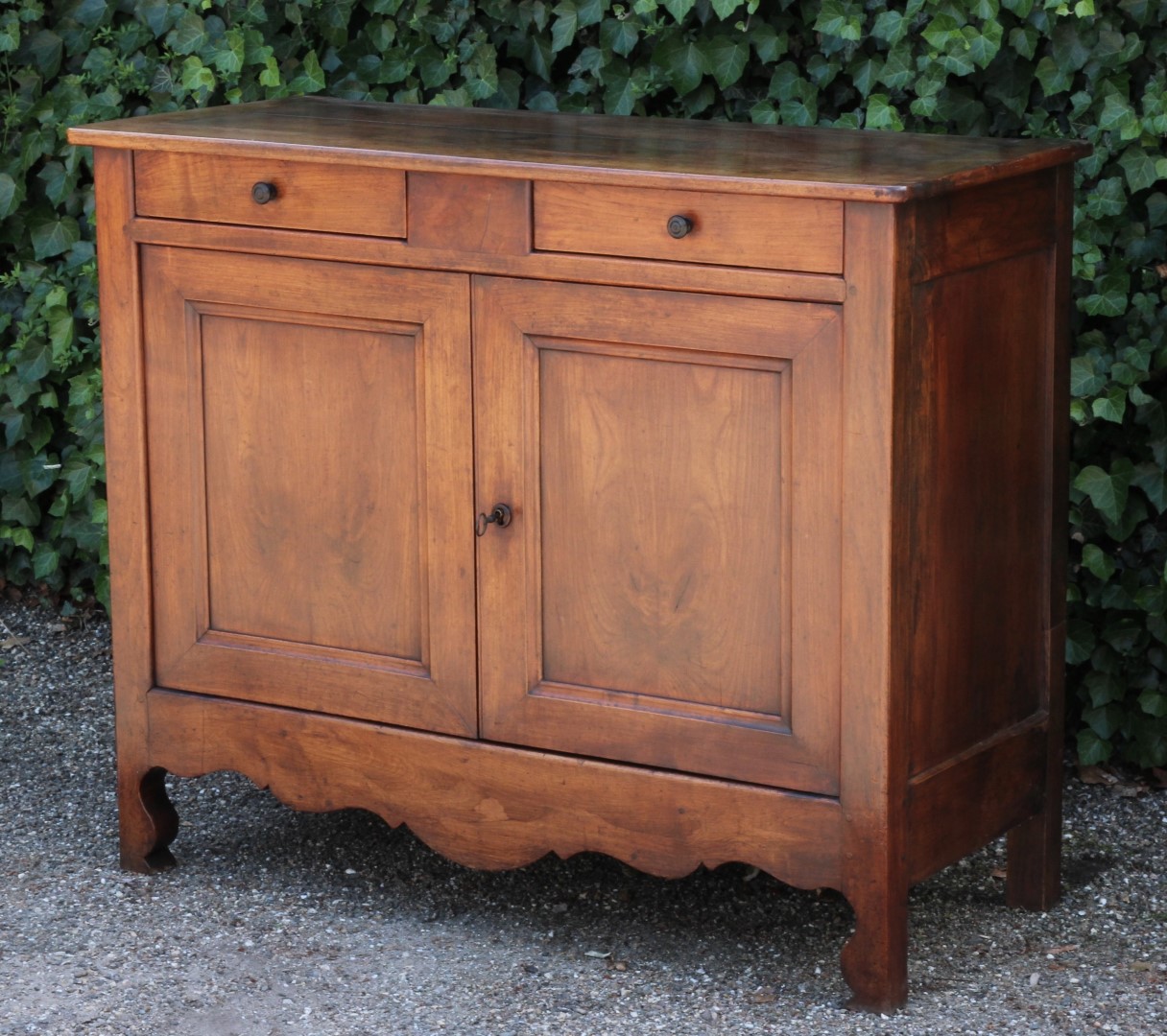 antike-franz-sisches-sideboard